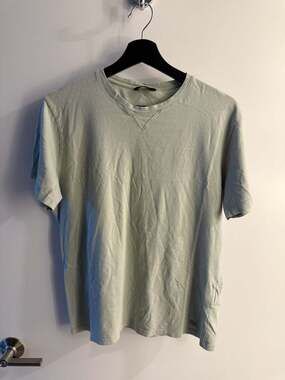 Massimo Dutti V-Insert Crew Neck T-Shirt Sage Green Size M